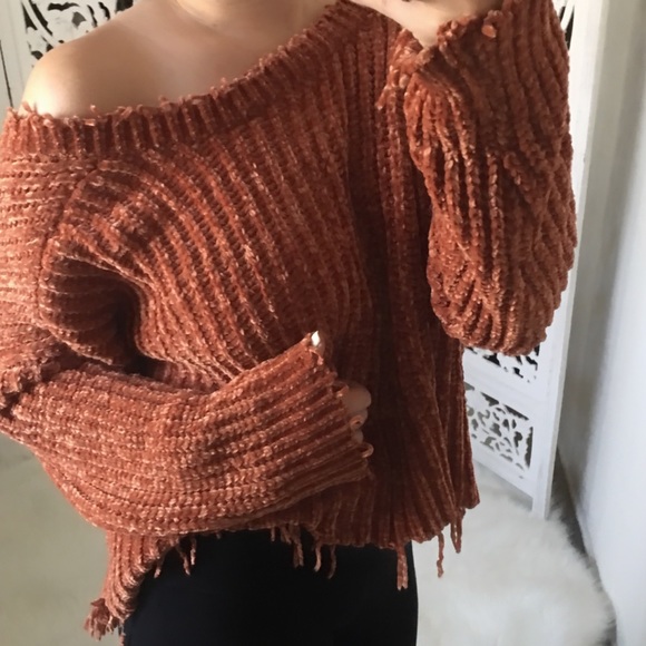 LAST 1️⃣ Destructed Velvet Yarn Sweater Crop - Picture 5 of 8